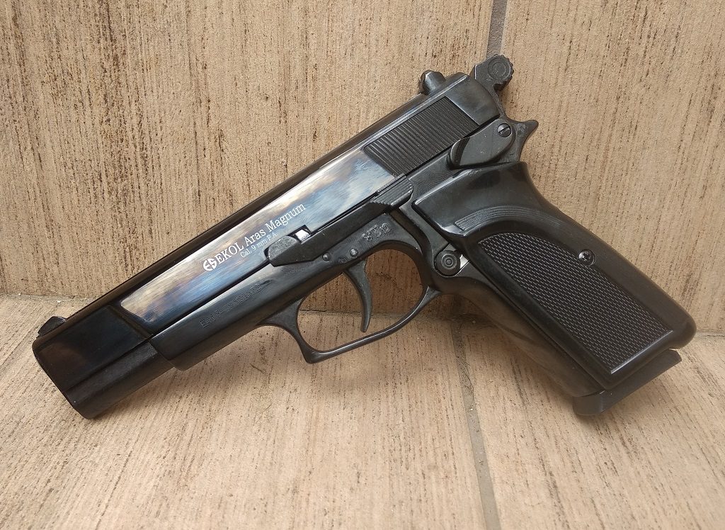 Ekol Aras Magnum Fekete 9 mm PAK kaliberű fegyverek