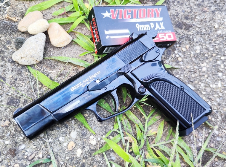 Ekol Aras Magnum Fekete 9 mm PAK kaliberű fegyverek