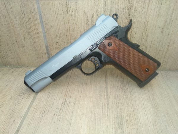 Kuzey 911 Matt nikkel szán, diófa markolat 9 mm PAK kaliberű fegyverek