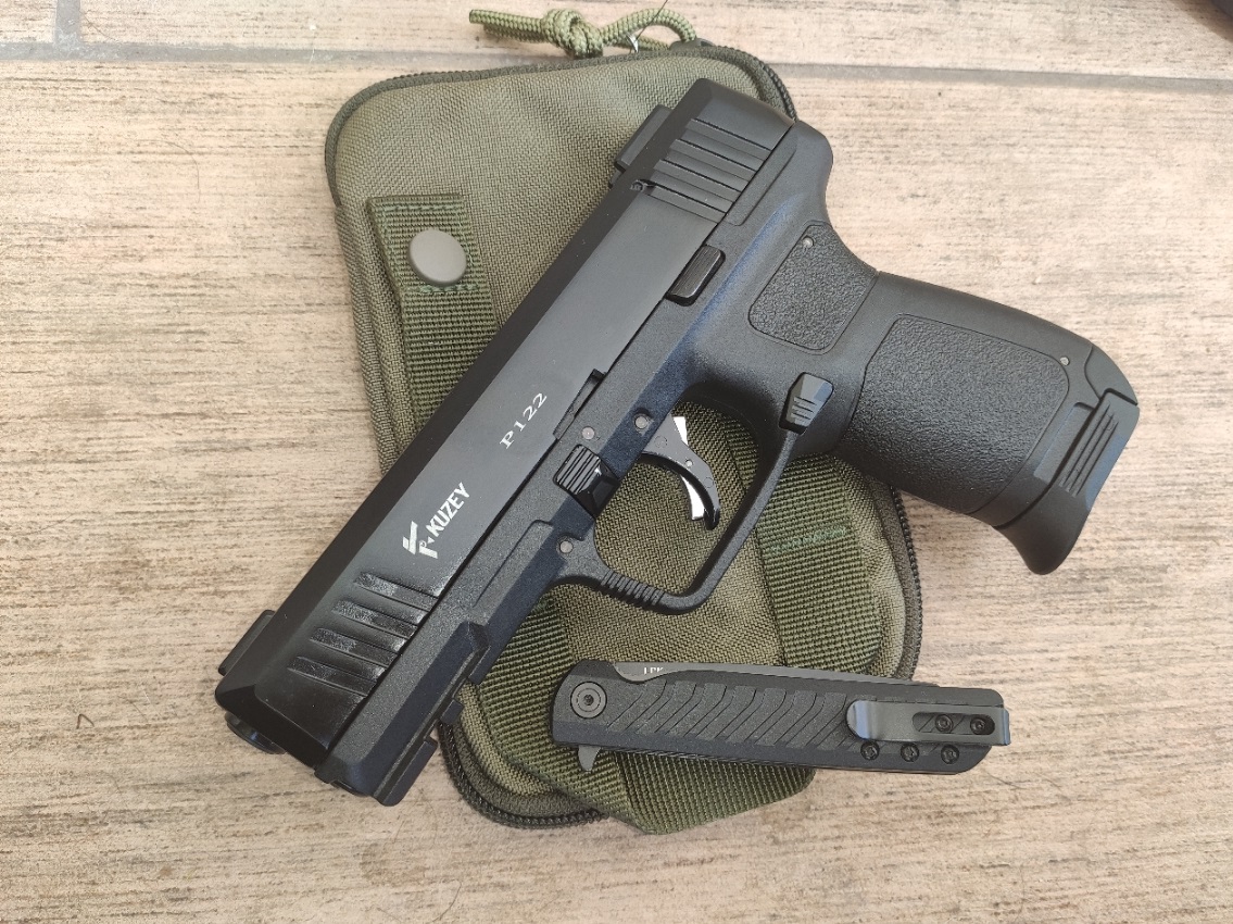 Kuzey P122 Fekete 9 mm PAK kaliberű fegyverek