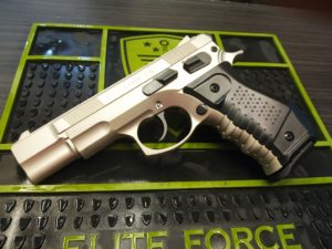 Blow C75 Nikkel 9 mm PAK kaliberű fegyverek