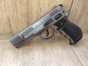 Blow C75 Titánnikkel 9 mm PAK kaliberű fegyverek