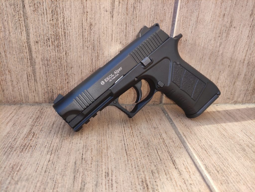 Ekol Alper 9 mm PAK kaliberű fegyverek