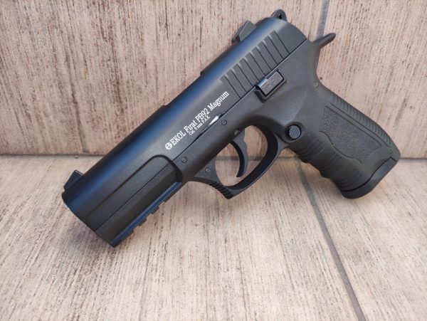 Ekol Firat PB92 Magnum 9 mm PAK kaliberű fegyverek