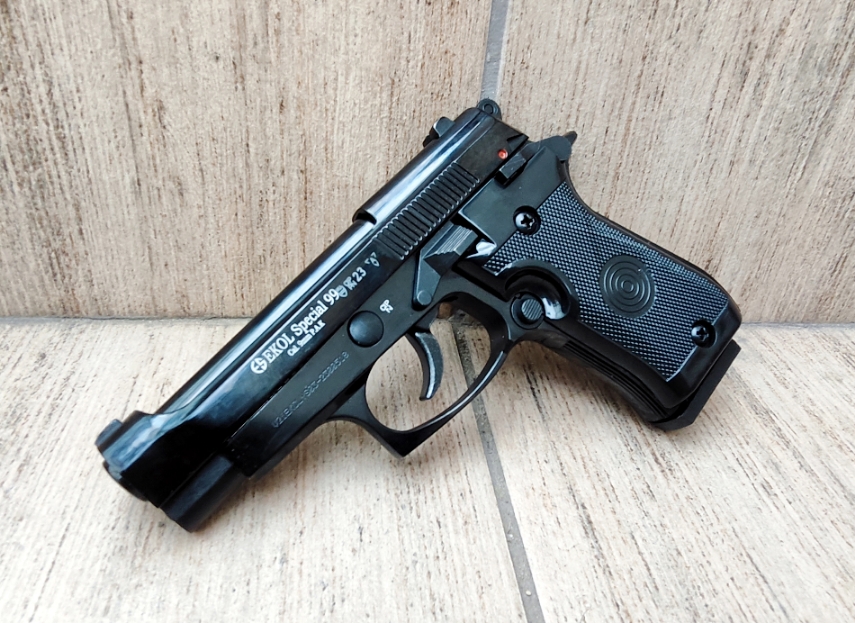 Ekol Special 99, fekete színben 9 mm PAK kaliberű fegyverek