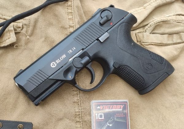 Blow TR14 Fekete 9 mm PAK kaliberű fegyverek