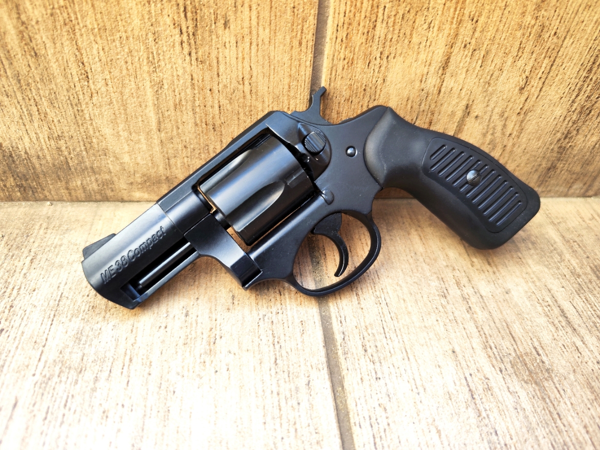 ME38 COMPACT Fekete 9 mm K kaliberű revolverek