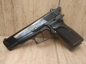 Ekol Aras Magnum fekete HASZNÁLT! 9 mm PAK kaliberű fegyverek