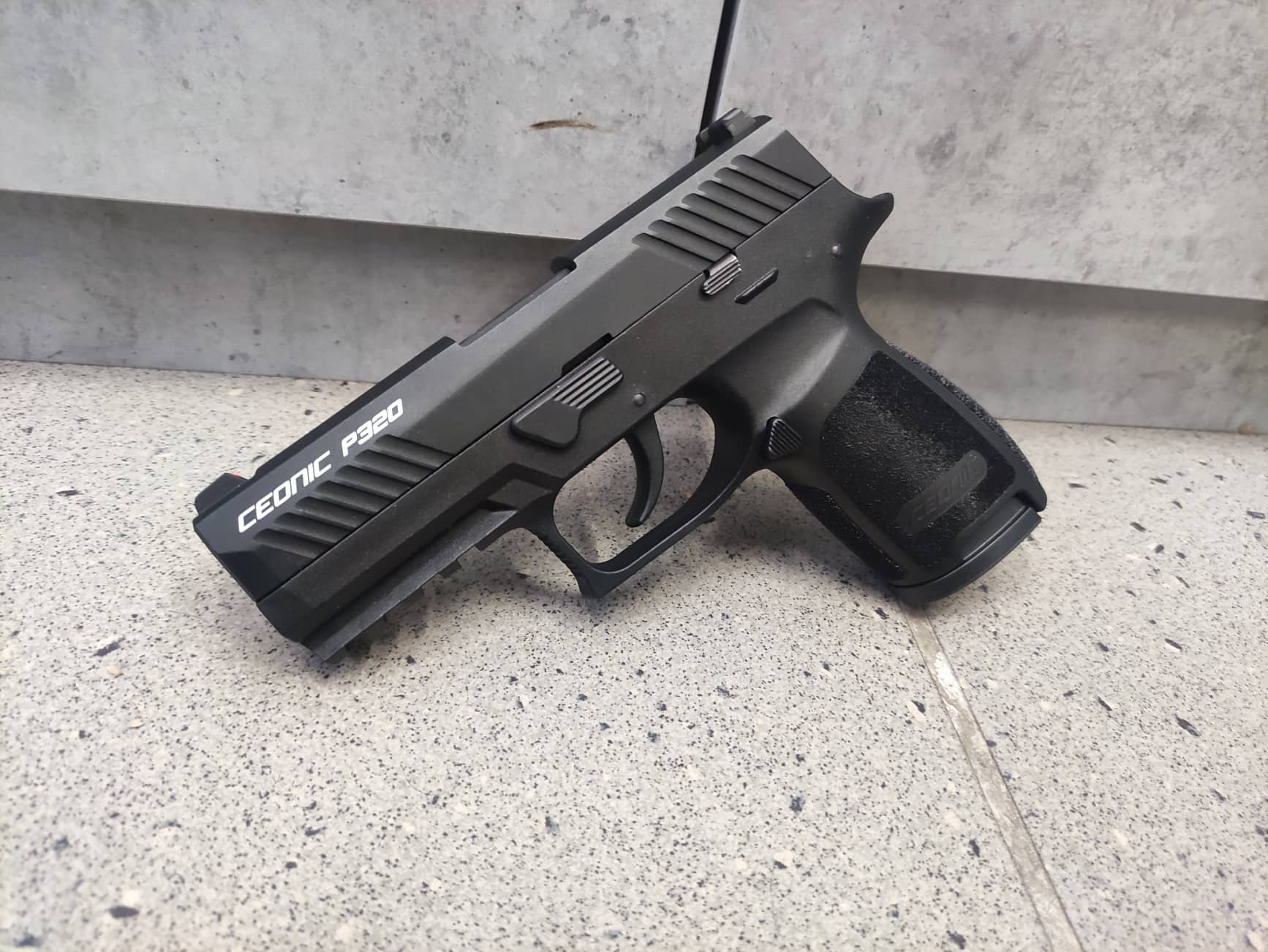 Ceonic P320 – HASZNÁLT FEGYVER! 9 mm PAK kaliberű fegyverek
